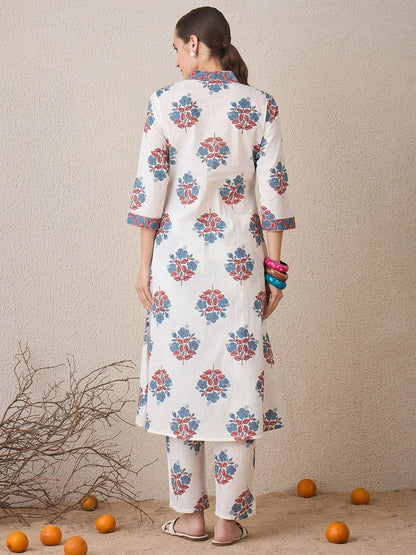 Dhiyona IE Floral Printed V-Neck Cotton A-Line Kurta With Trousers