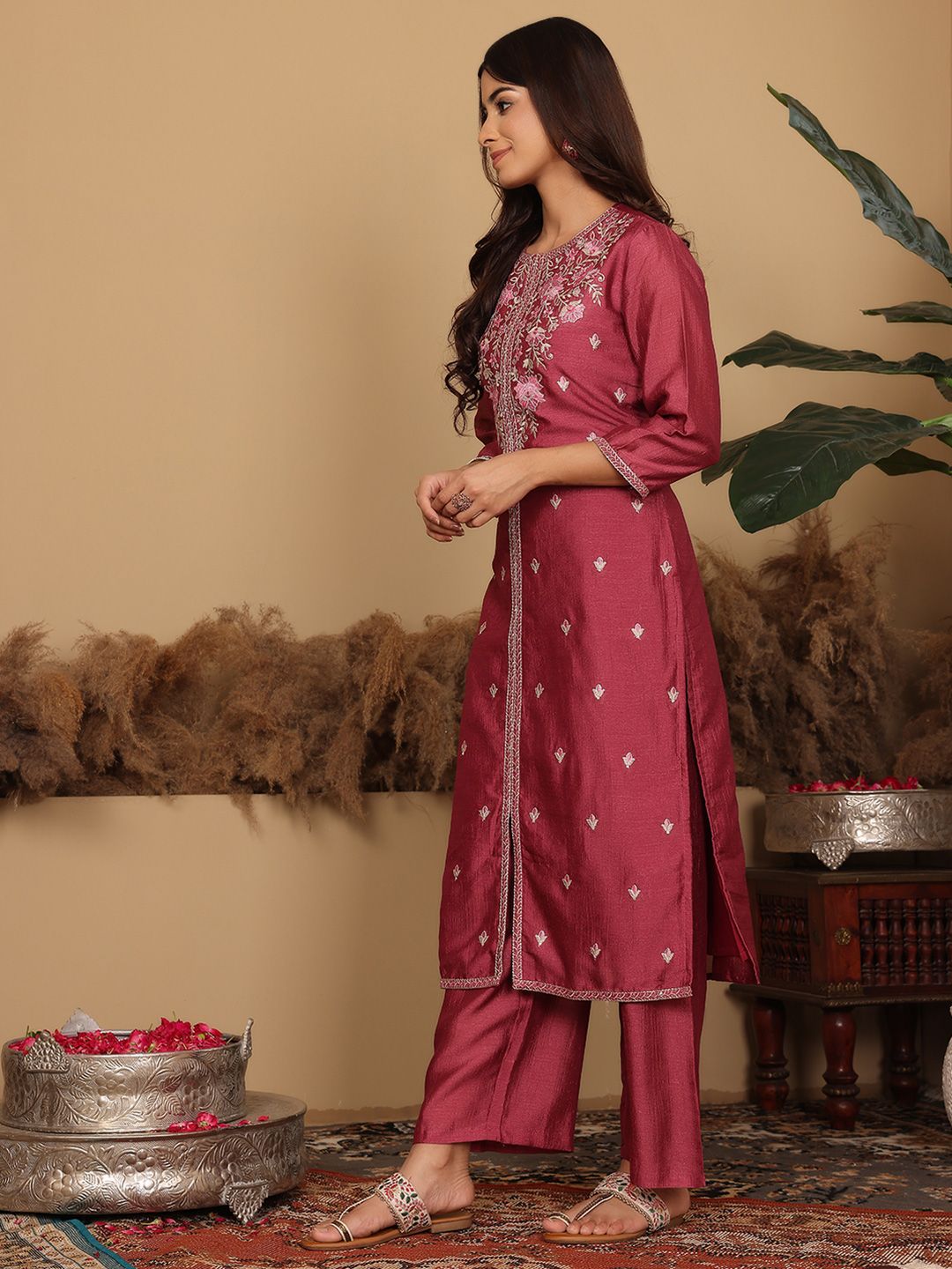Dhiyona VA Women's Floral Embroidered Regular Pure Silk Kurta with Trousers & Fringed Dupatta