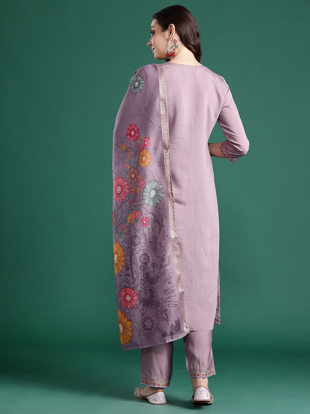 Dhiyona IE Floral Embroidered Kurta with Trousers & Dupatta