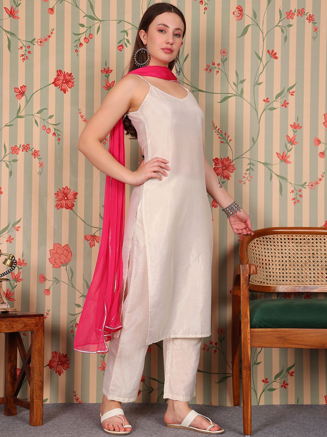 Dhiyona OD  Striped V-Neck Pure Cotton Kurta with Trousers & Dupatta