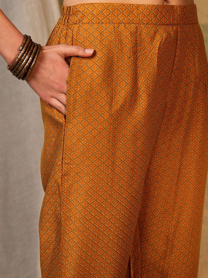 Dhiyona IE Leheriya Printed Regular Pure Cotton Kurta With Trousers & Dupatta