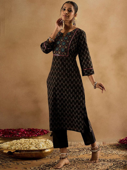 Dhiyona IE Floral Printed Notch Neck Mirror Work Pure Cotton Straight Kurta