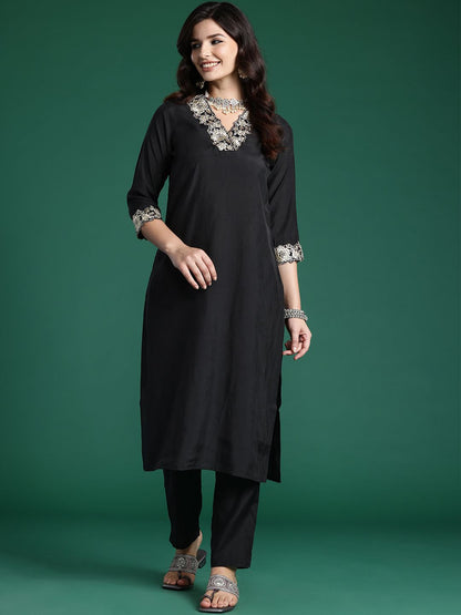 Dhiyona IE Women Floral Yoke Design Regular Pure Cotton Kurta with Trousers
