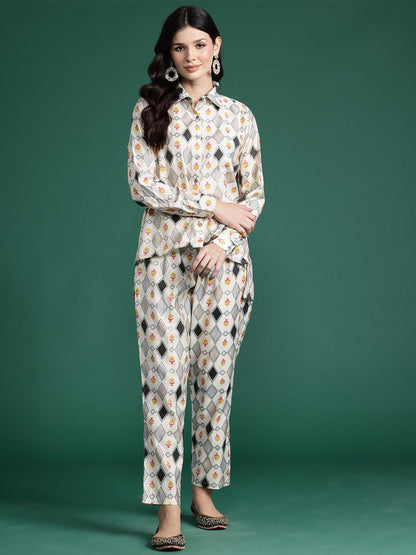 Dhiyona IE Printed Shirt With Palazzos