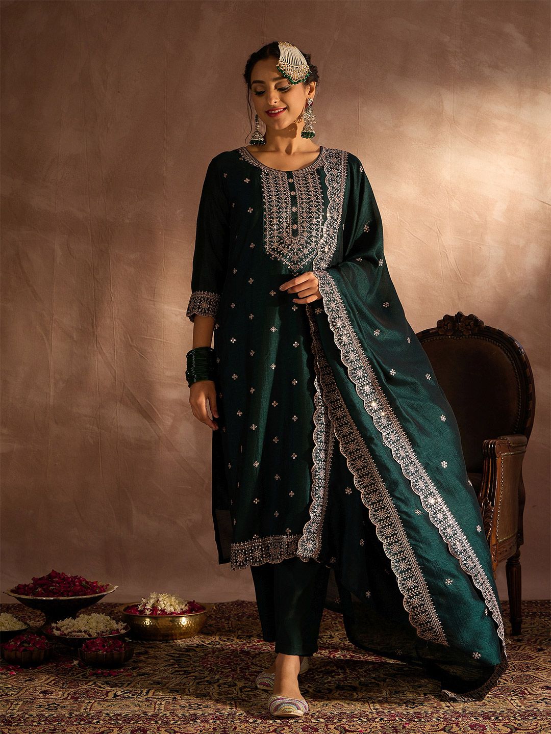 Ethnic Motifs Embroidered Regular Thread Work Straight Kurta Set