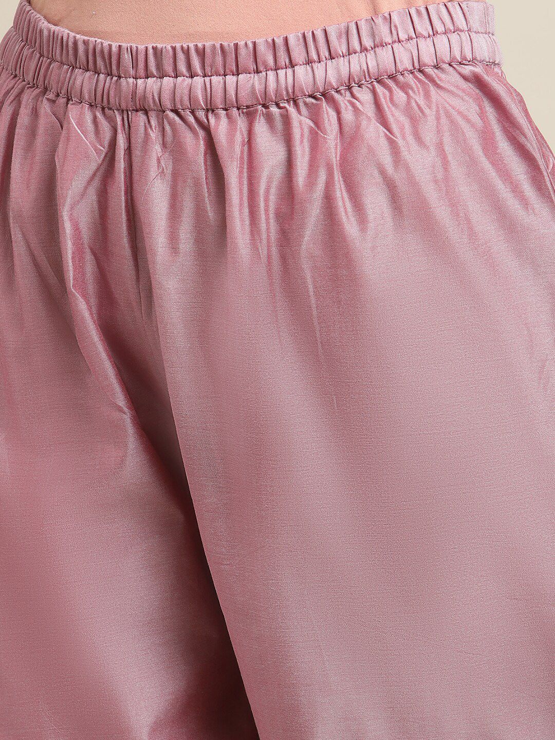 Dhiyona VA Women's Mauve Floral & Peach Yoke Design Chanderi Silk Kurta Set