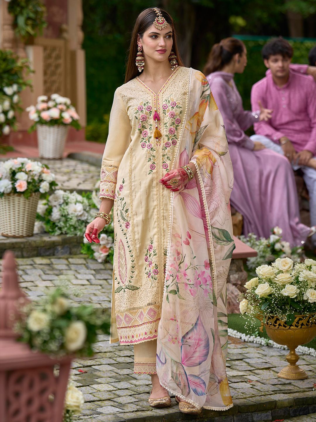 Women Floral Embroidered Kurta with Trousers & Dupatta