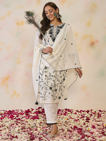 Dhiyona IE Women Floral Embroidered Regular Thread Work Kurta with Trousers & With Dupatta