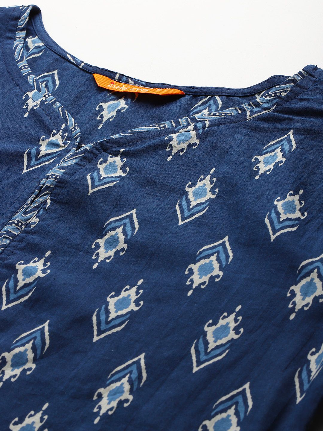 Ethnic Motifs Printed Regular Pure Cotton Kurta With Trousers & Dupatta