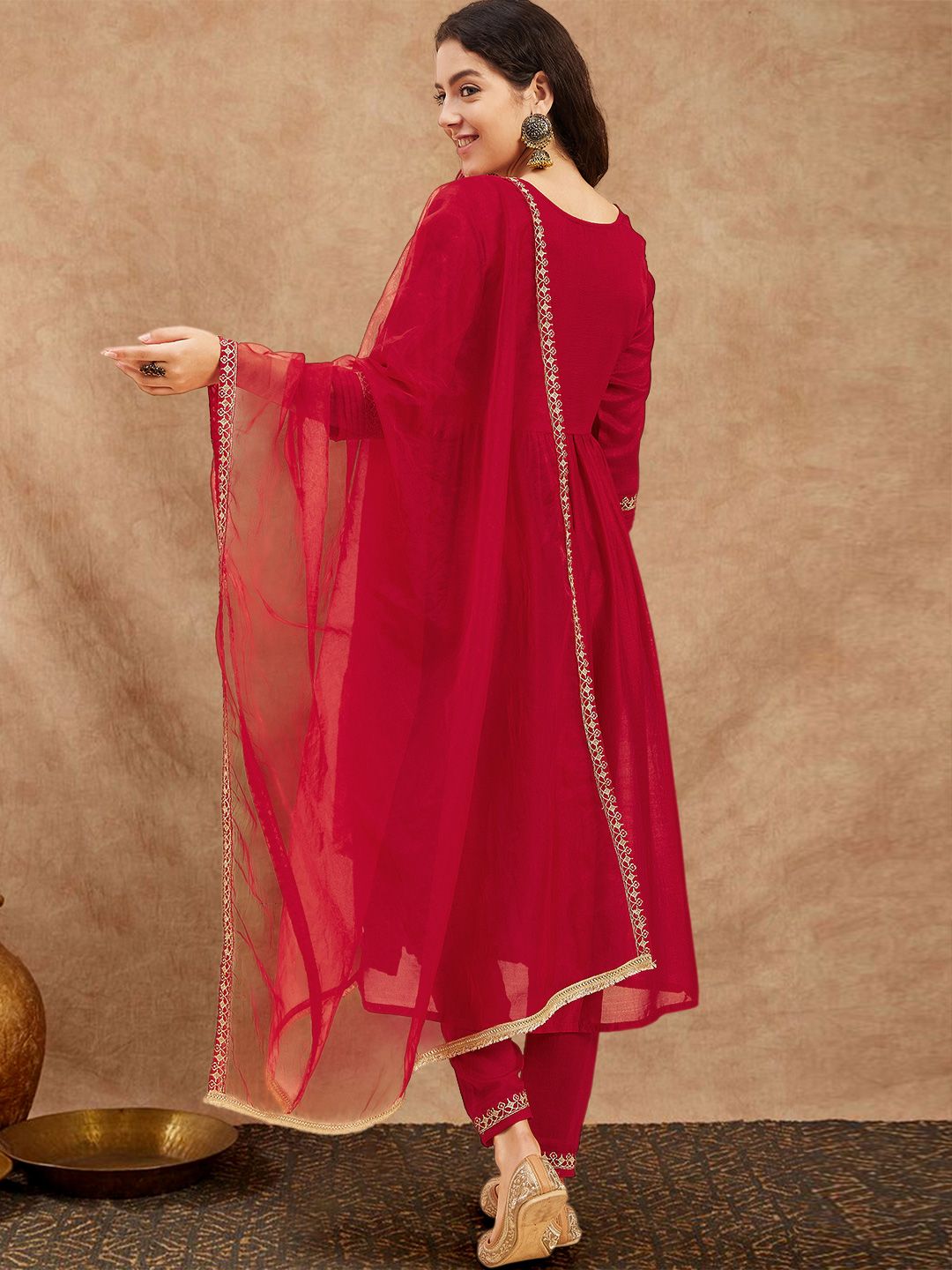 Dhiyona SN Women's Yoke Design Embroidered Kurta Sets With Dupatta