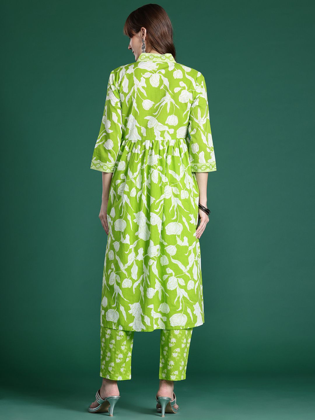 Dhiyona IE Floral Printed Empire Sequinned Pure Cotton Kurta with Trousers