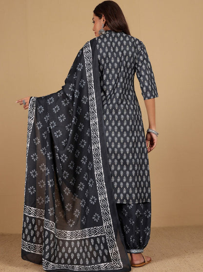 Dhiyona VA Women'sFloral Printed V-Neck Angrakha Straight Kurta With Salwar And Dupatta