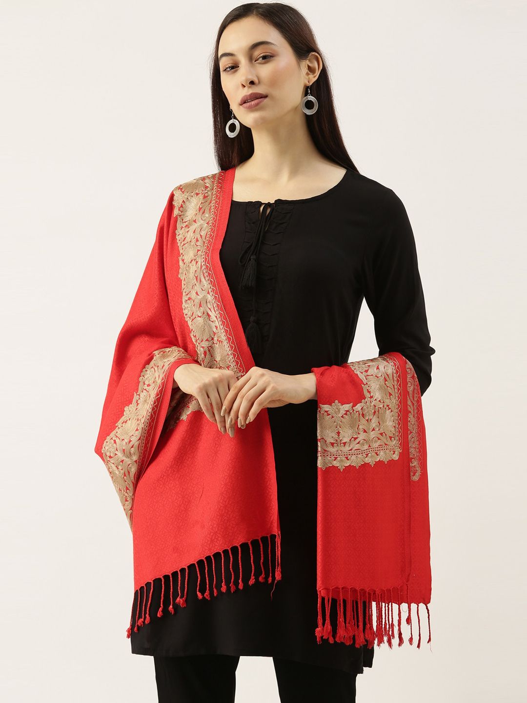 Dhiyona PA Women Red Aari Embroidered Shawl