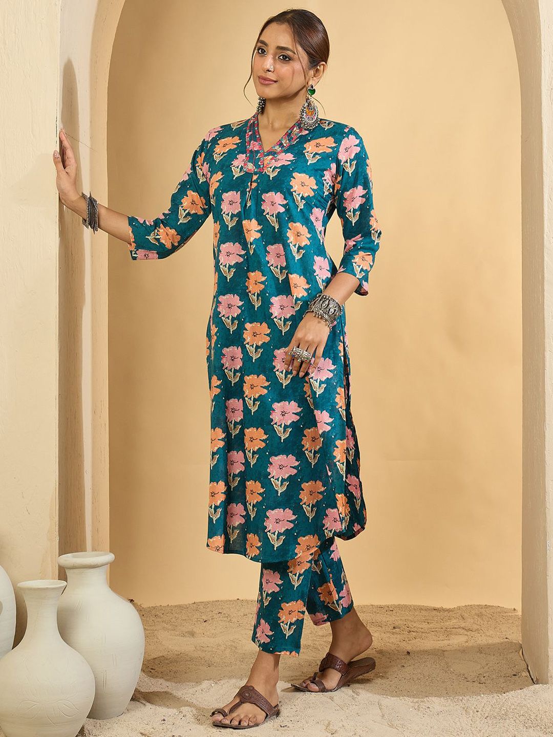 Women Floral Printed Pleated Mirror Work Pure Cotton Kurta & Trousers