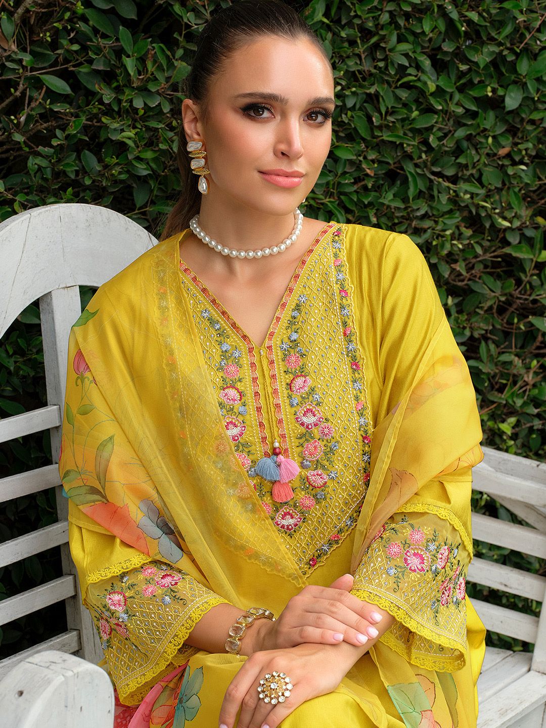 Floral Embroidered V-neck Thread Work Kurta With Trousers & Dupatta