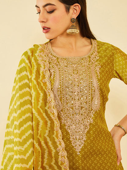 Dhiyona SO Women's Bandhani Printed Thread Work Chanderi Silk Straight Kurta & Trousers With Dupatta