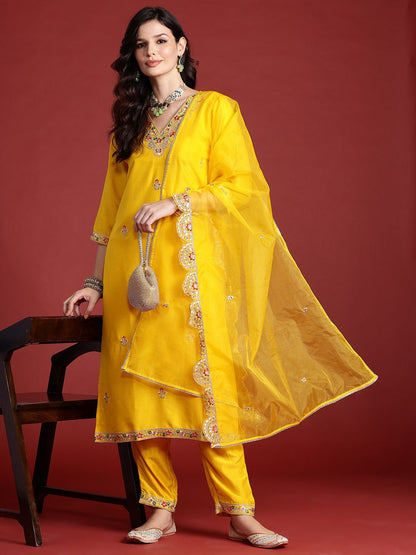 Ethnic Motifs Embroidered Sequinned Kurta With Trousers & Dupatta