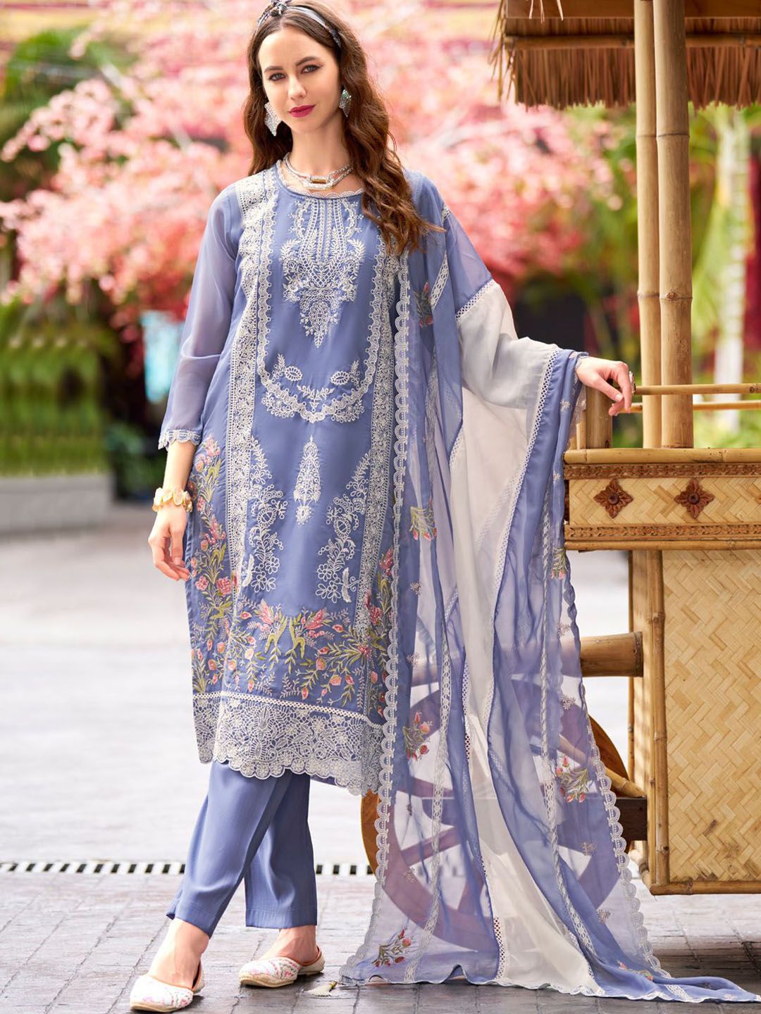 Floral Embroidered Round Neck Thread Work Straight Kurta With Trousers & Dupatta