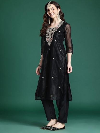 Ethnic Motifs Embroidered Kurta with Trousers & Dupatta