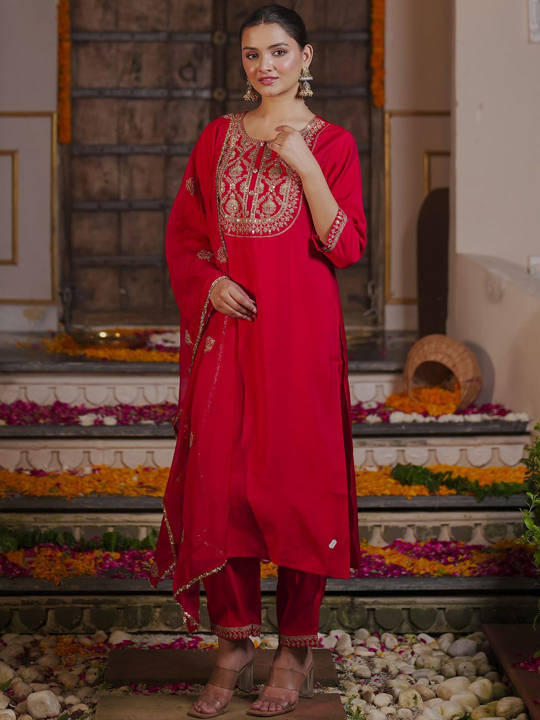 Dhiyona IE Women Ethnic Motifs Embroidered Regular Kurta with Trousers & With Dupatta