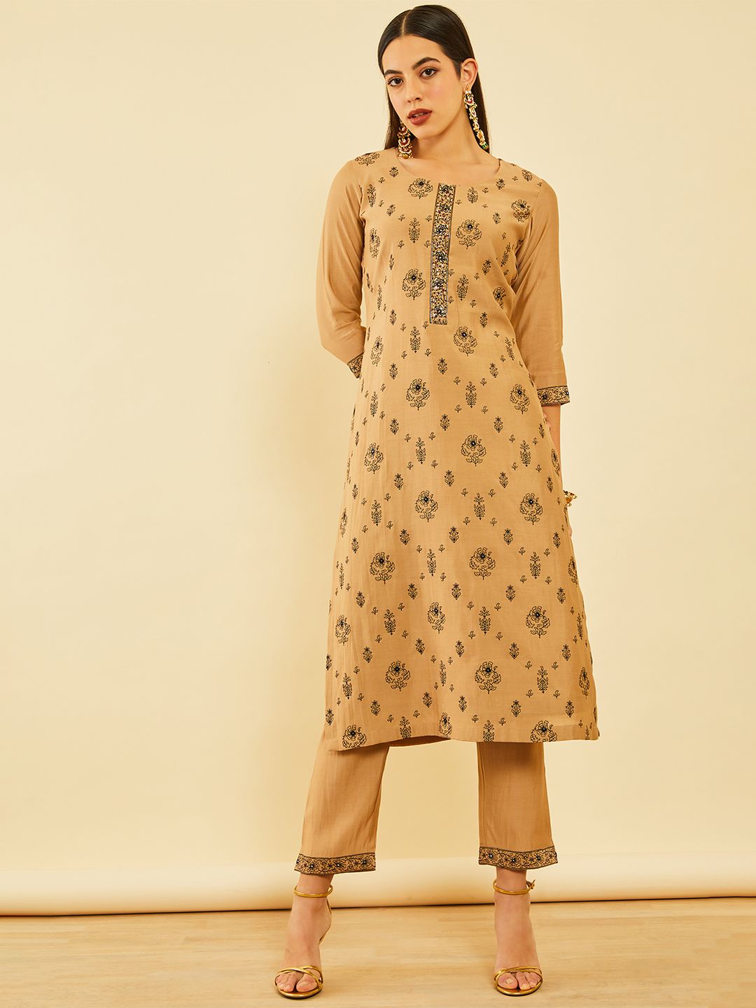 Dhiyona SO Women's Brown Floral Printed Regular Zardozi Straight Kurta With Trousers & Dupatta