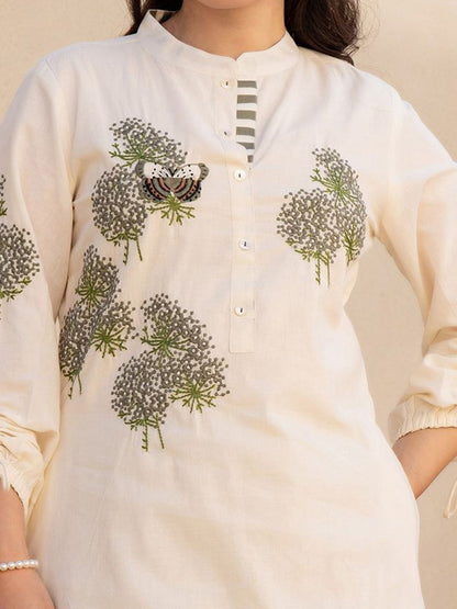 Floral Embroidered Mandarin Collar Pure Cotton A Line Kurta With Trousers