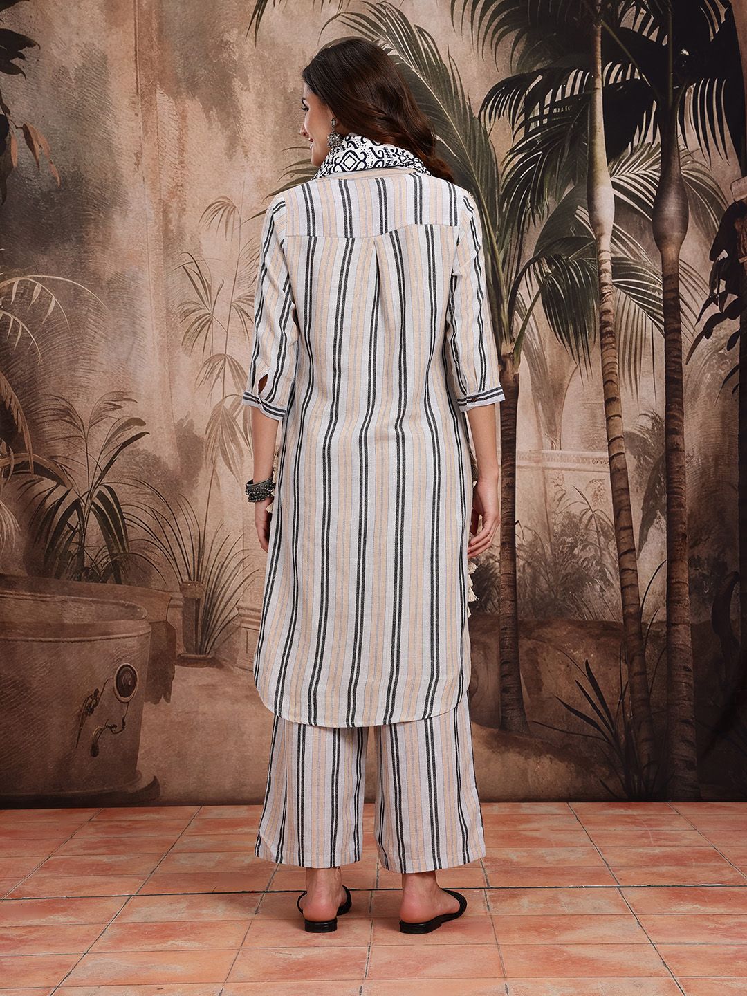 Dhiyona SN Women's Striped Pure Cotton Kurta With Palazzos & Dupatta