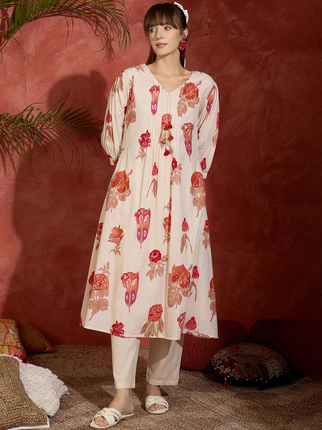 Women Floral Printed Pure Cotton A-Line Kurta with Trousers