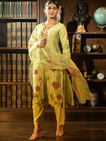 Floral Printed Thread Work Straight Kurta With Trousers & With Dupatta