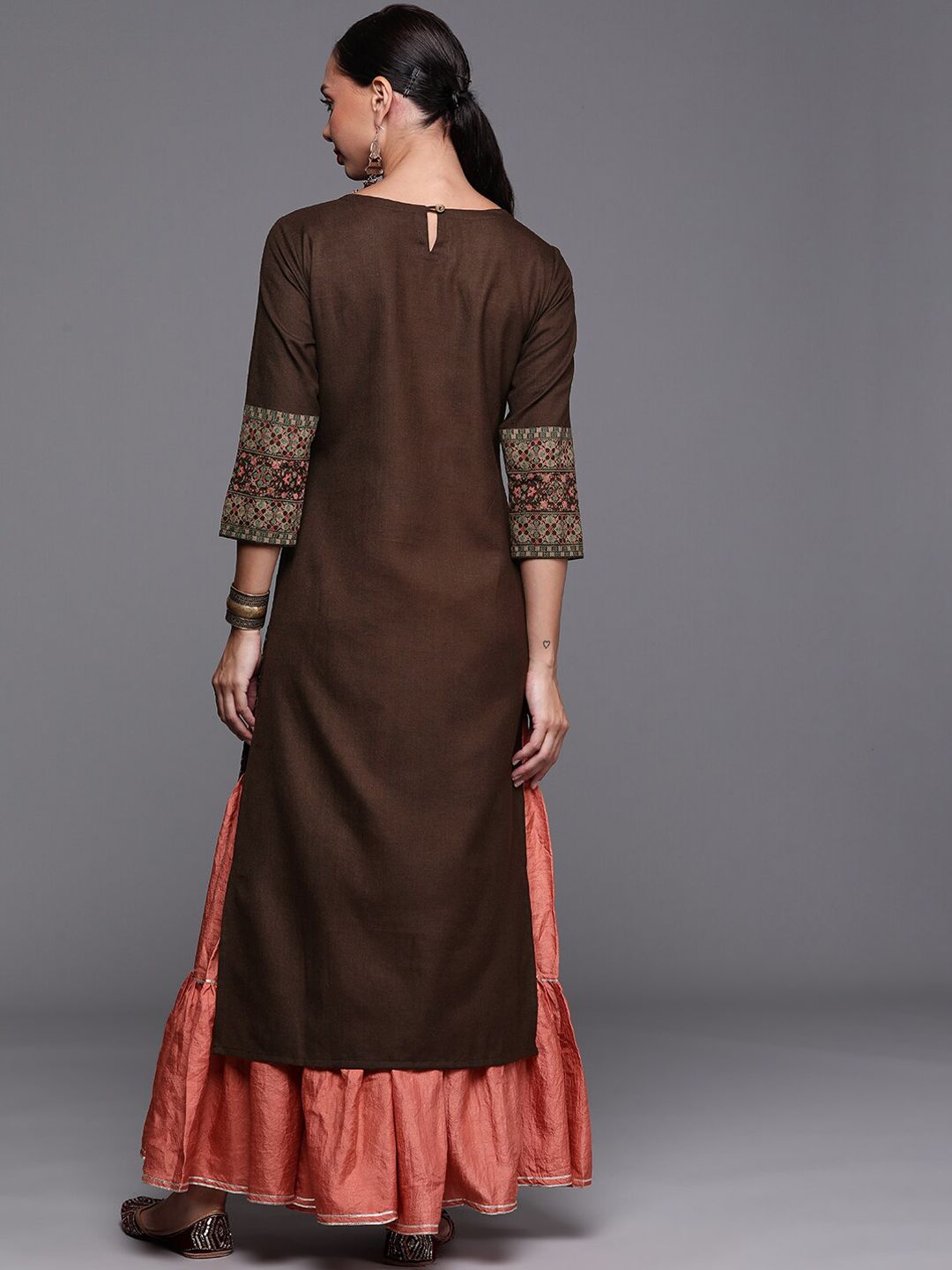 Dhiyona IE Women Ethnic Motifs Foil Printed Straight Cotton Kurtas