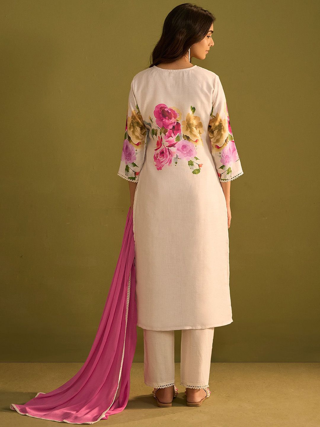 Dhiyona IE Floral Printed V-Neck Linen Straight Kurta With Trousers & Dupatta