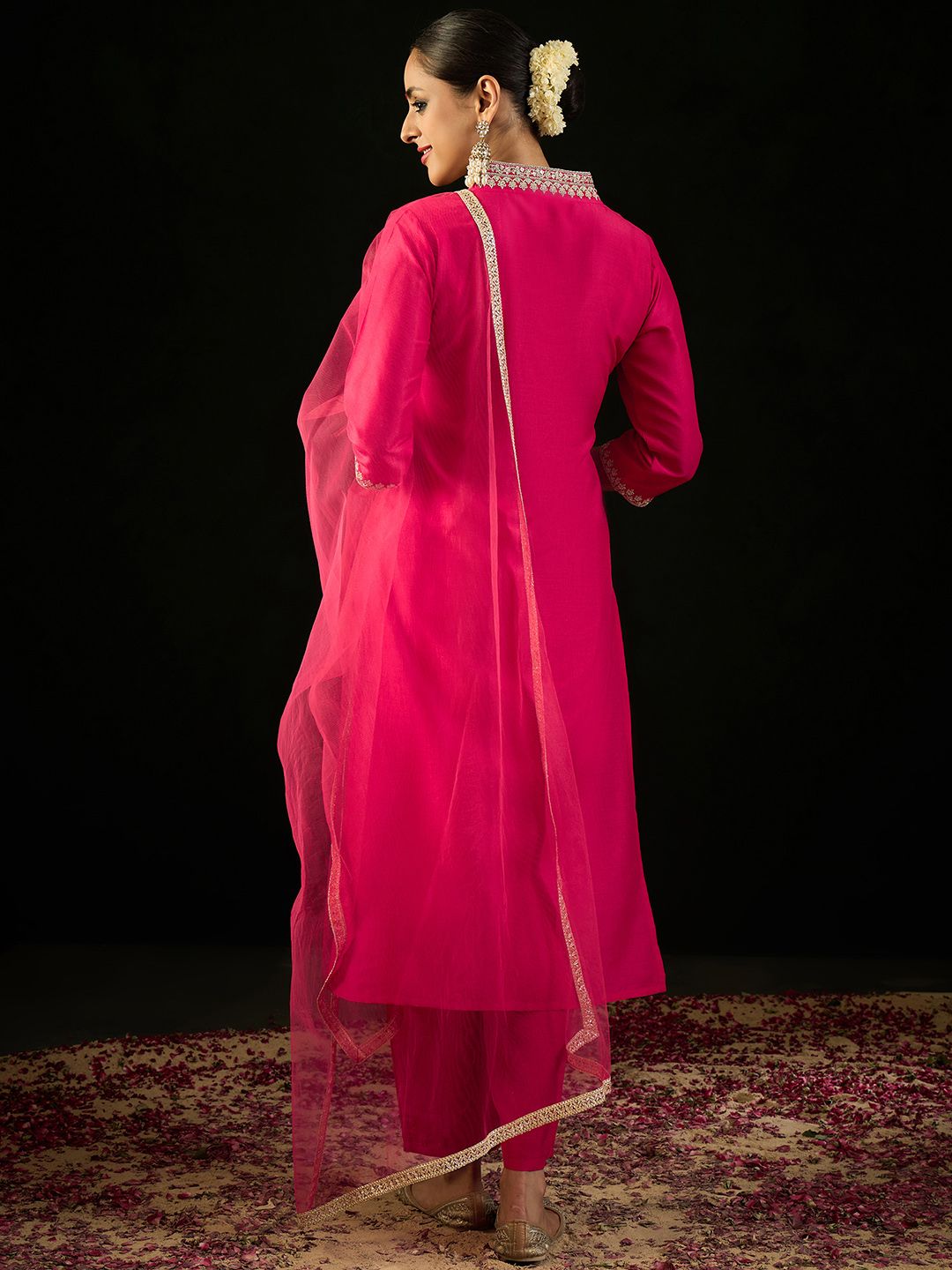 Dhiyona IE V Neck Ethnic Motifs Embroidered Sequinned Kurta with Trouser & Dupatta