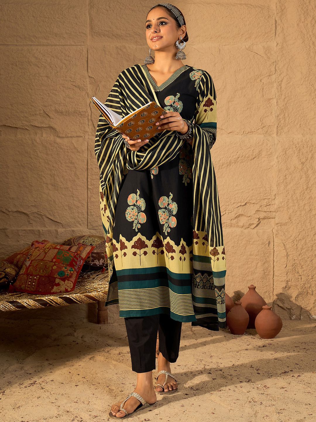 Women Floral Printed Pure Cotton Kurta with Trouser & Dupatta