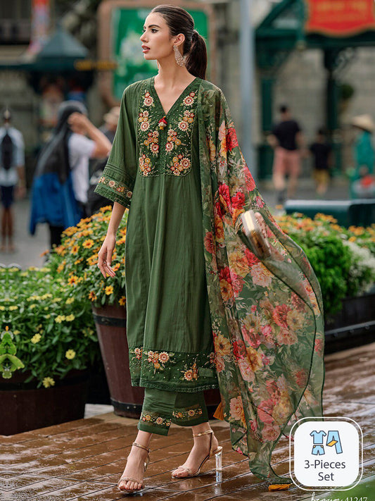 Floral Yoke Design Thread Work A-Line Kurta With Trousers & Dupatta