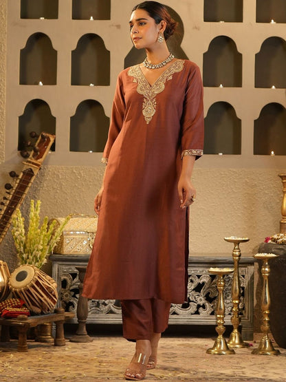 Women Solid Embroidered Kurta with Trousers