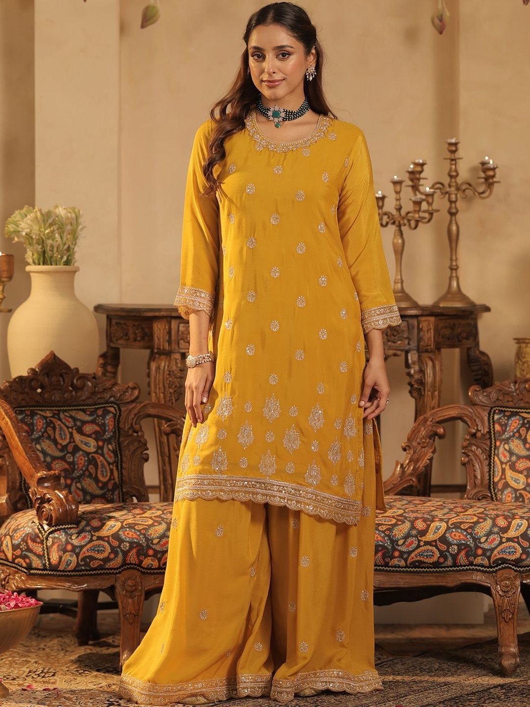 Women Ethnic Motifs Embroidered Regular Sequinned Kurta Set With Dupatta