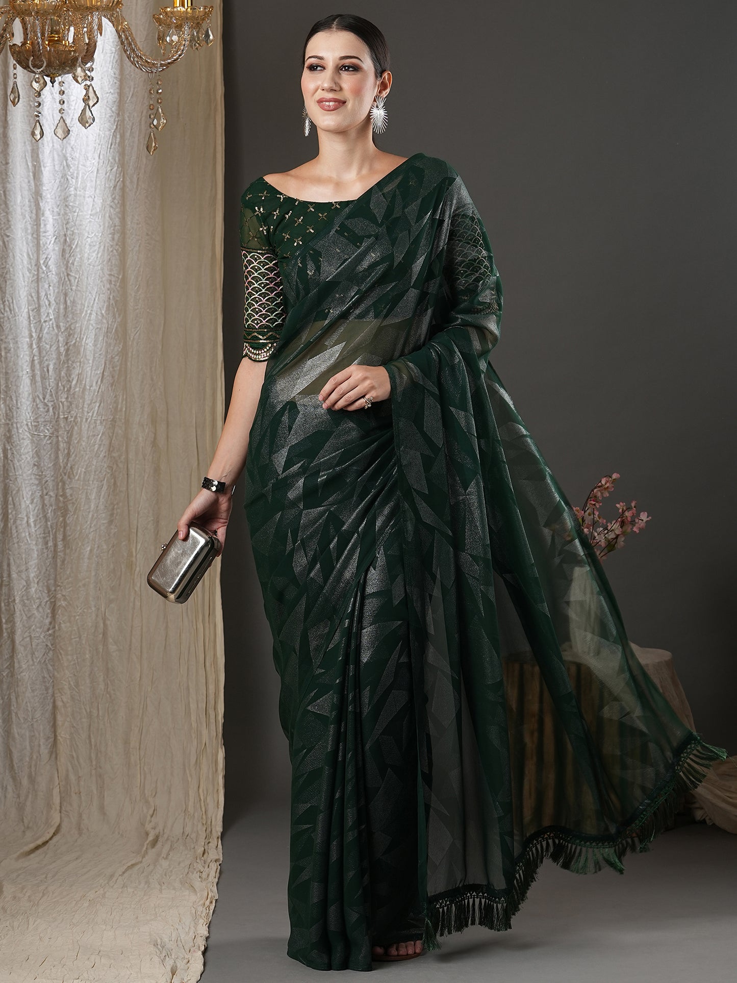 Women's Georgette Green Printed Designer Saree With Blouse Piece