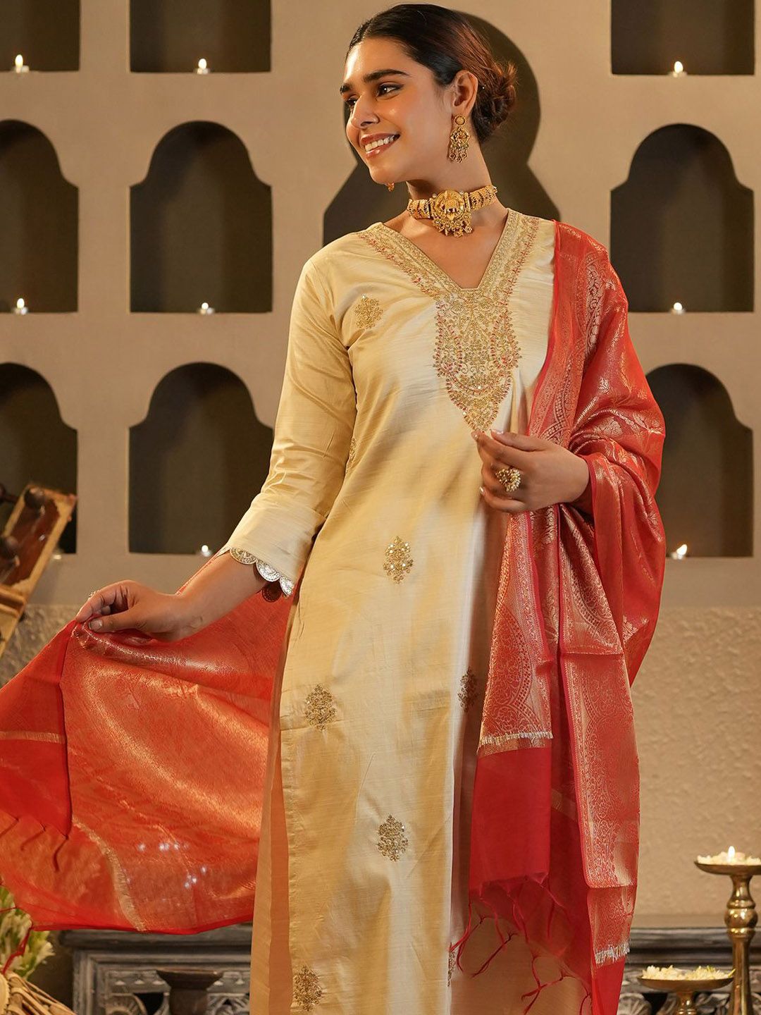 Women Ethnic Motifs Embroidered Kurta with Trousers & Dupatta