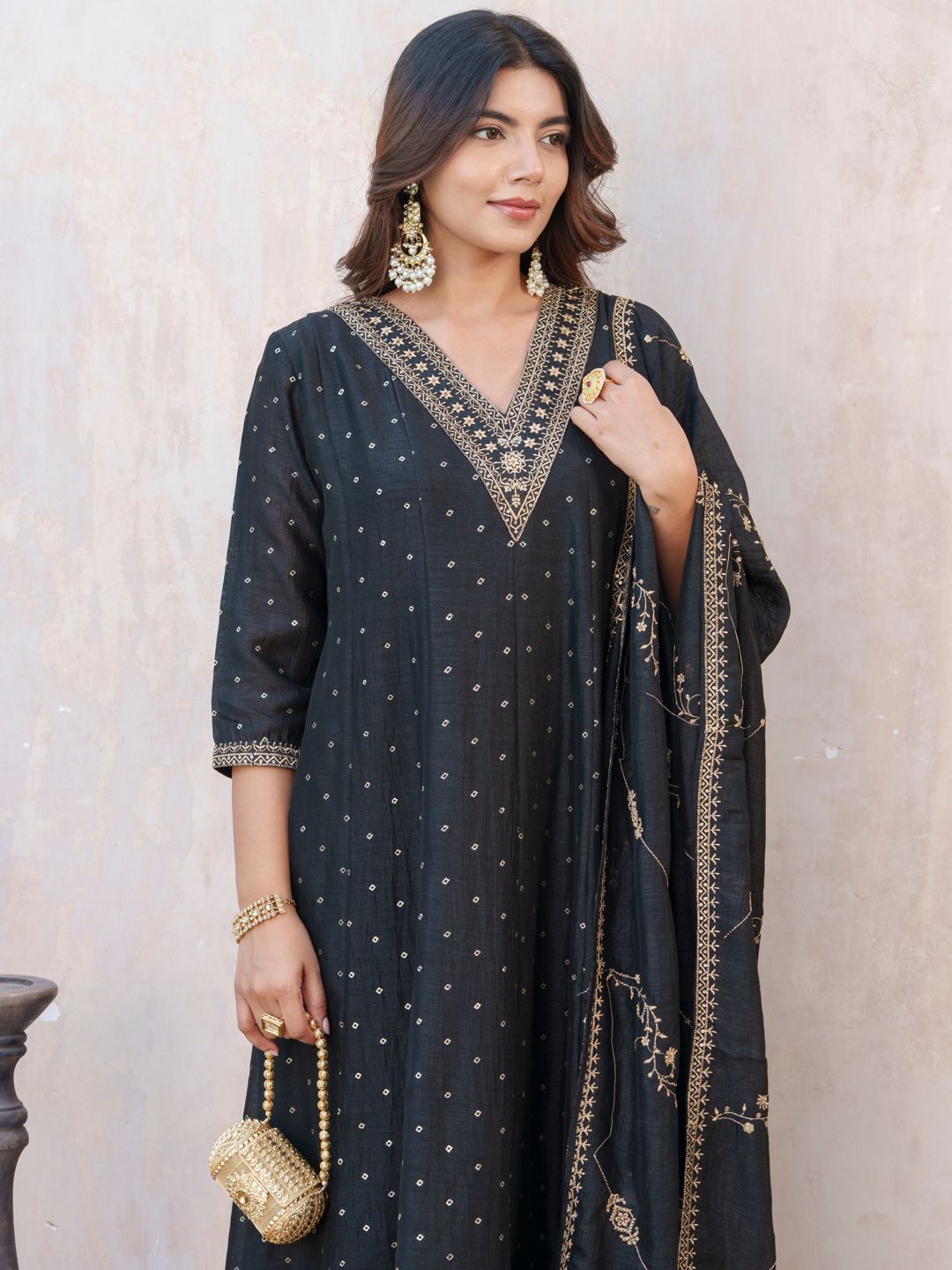 Dhiyona PD Women Bandhani Printed V-Neck Panelled Anarkali Kurta With Trouser & Dupatta