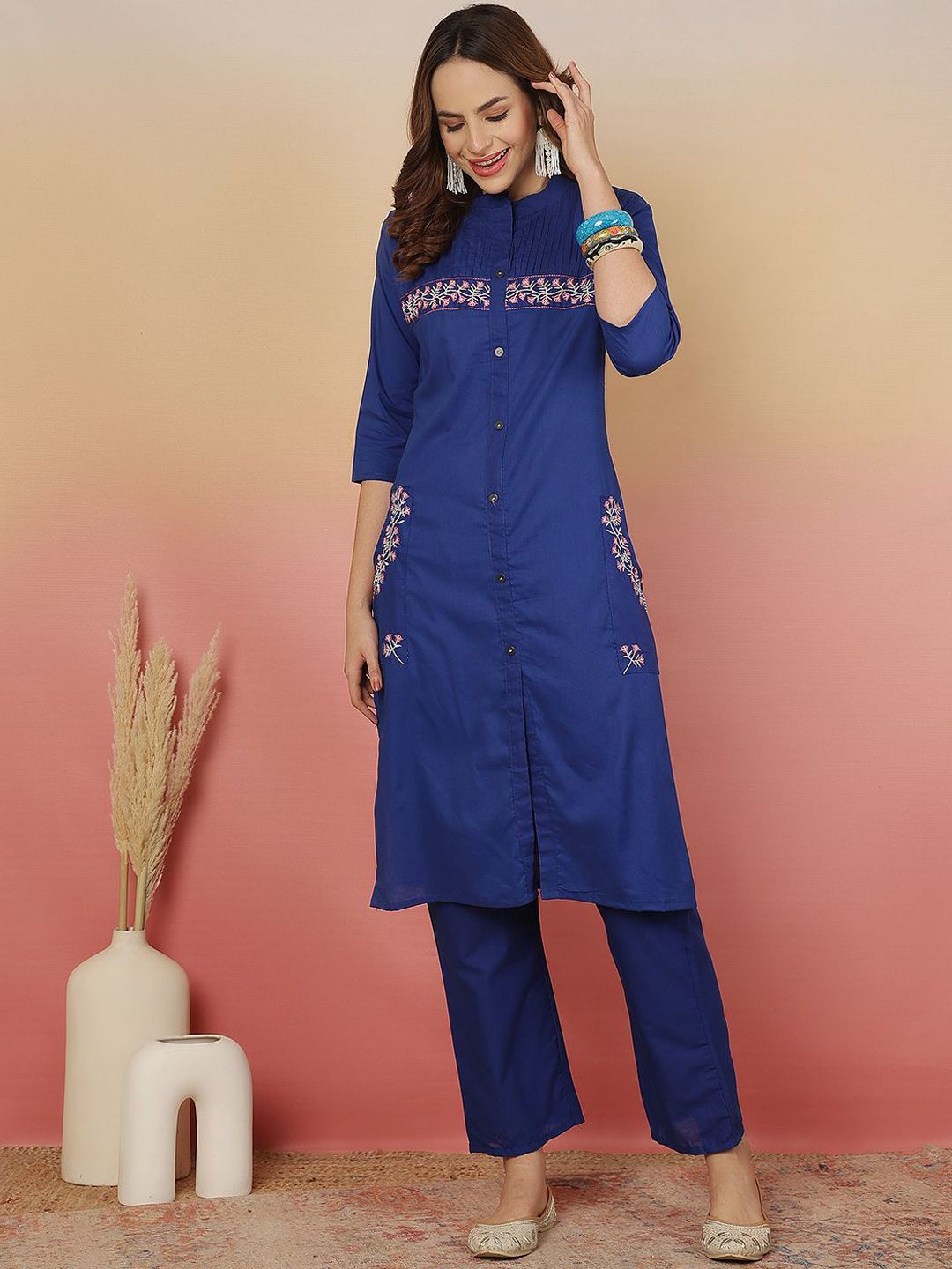 Dhiyona SN Women's Embroidered Pure Cotton Straight Kurta With Trousers