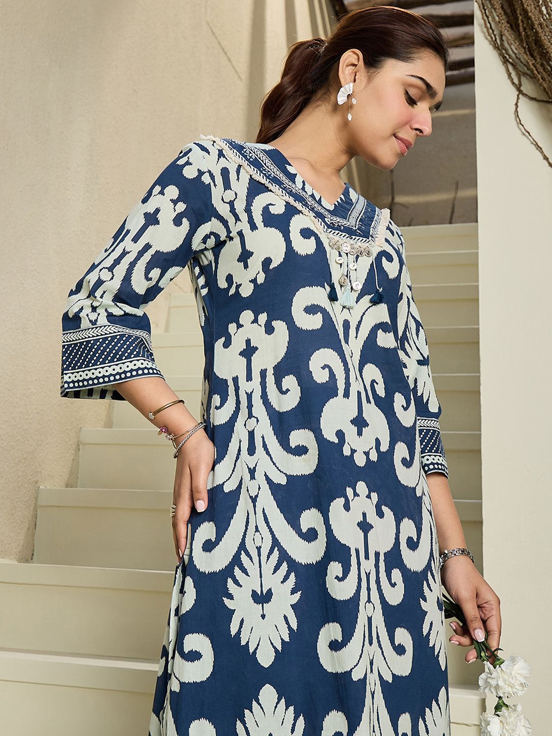 Floral Printed V-Neck Pure Cotton Kurta with Trousers