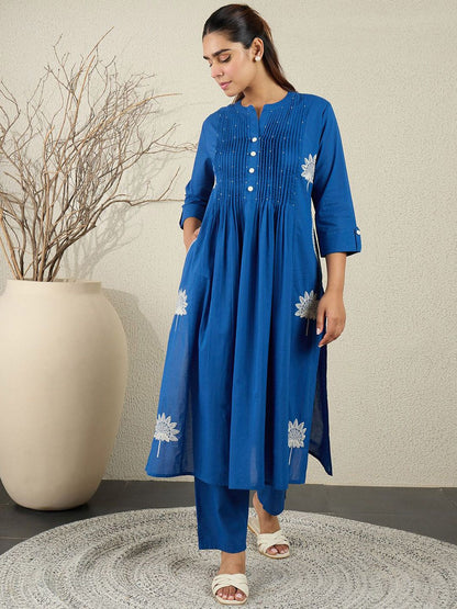 Women Ethnic Motifs Printed Cotton A-Line Kurta with Trousers