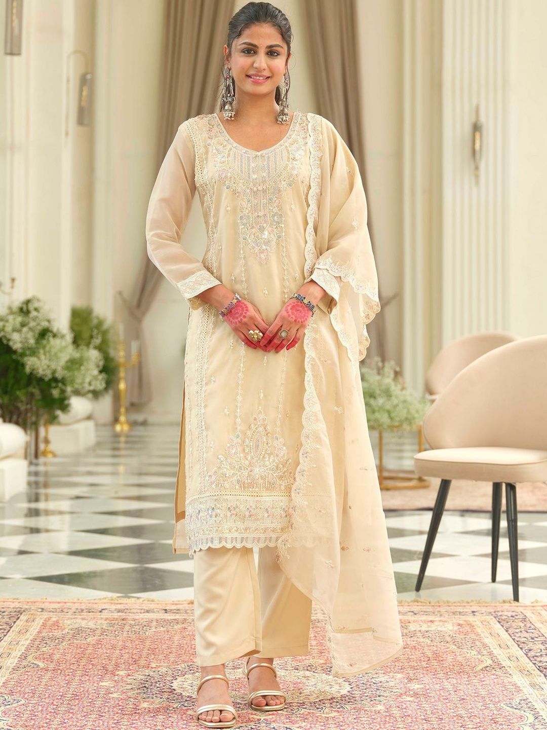 Women Floral Embroidered Kurta with Trousers & Dupatta