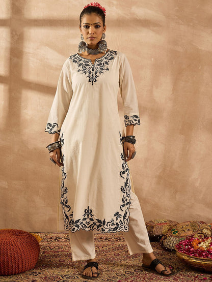 Dhiyona IE Women Ethnic Motifs Embroidered Regular Thread Work Pure Cotton Kurta with Trousers & With Dupatta