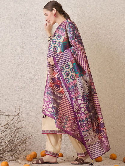Floral Embroidered Round Neck Sequinned Straight Kurta With Trousers & Dupatta