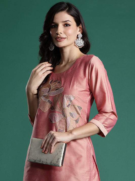 Dhiyona IE Floral Embroidered Thread Work Kurta with Trousers
