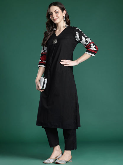 Dhiyona IE Floral Embroidered Pure Cotton Kurta with Trousers