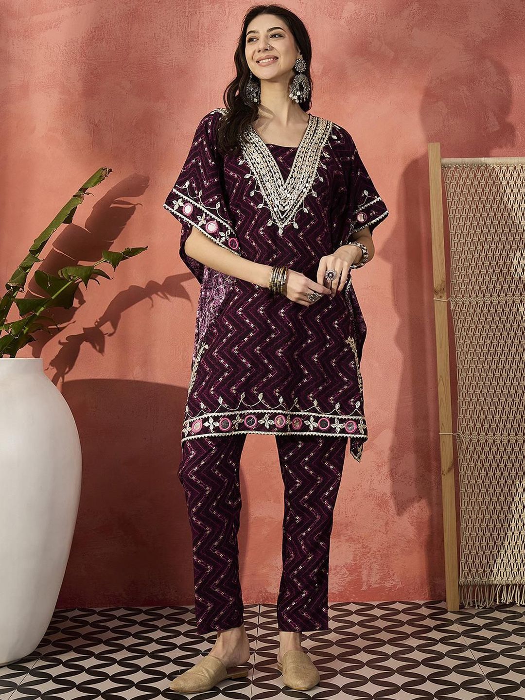 Dhiyona IS Women's Geometric Printed V-Neck Gotta Patti Kaftan Kurti With Trousers
