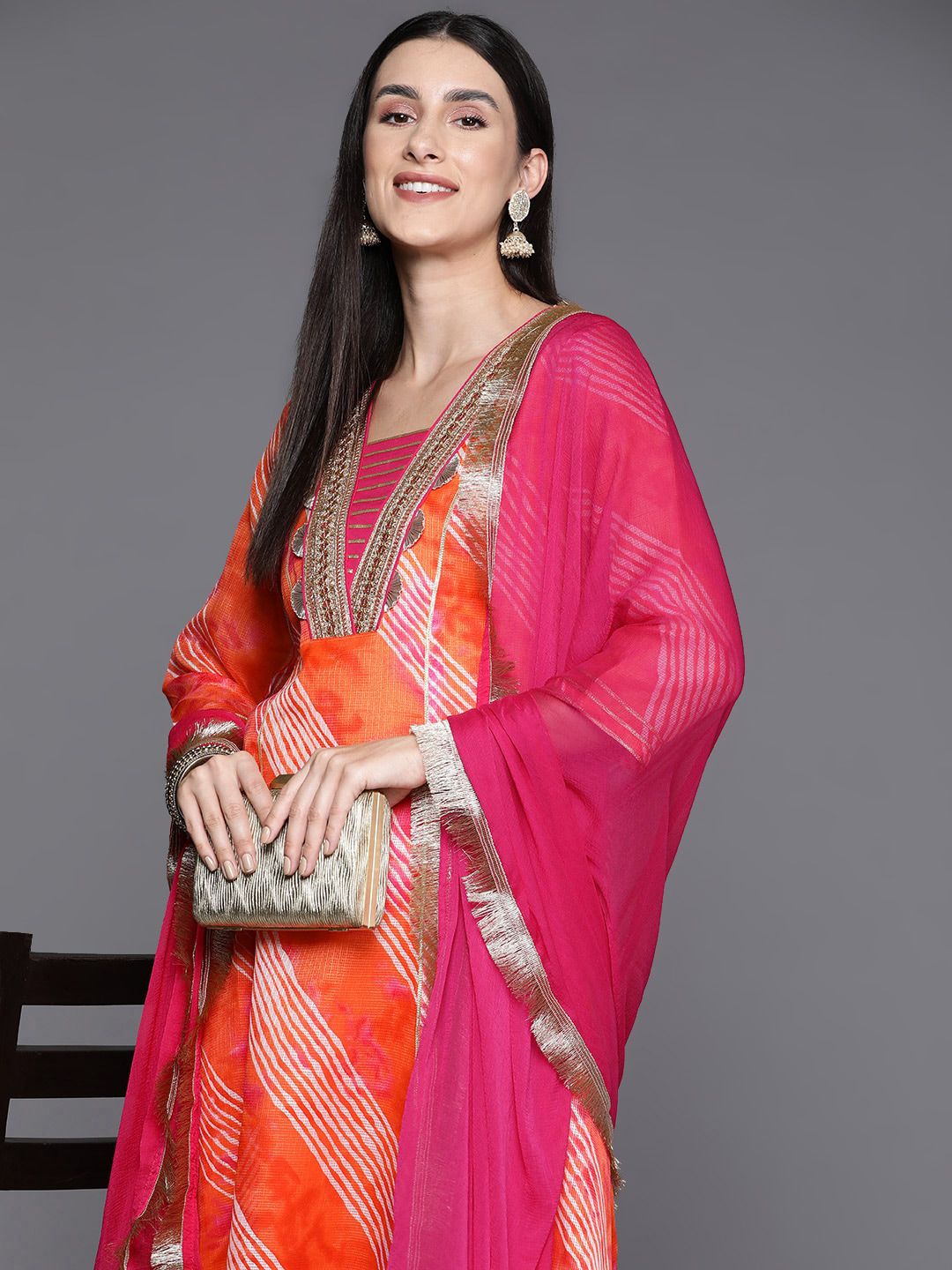 Dhiyona VA Women'sLeheriya Printed Straight Kurta with Trousers & With Dupatta