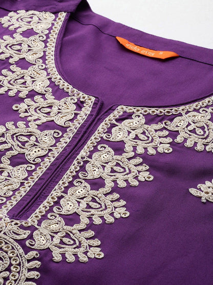 Dhiyona IE Women Floral Embroidered Thread Work Kurta